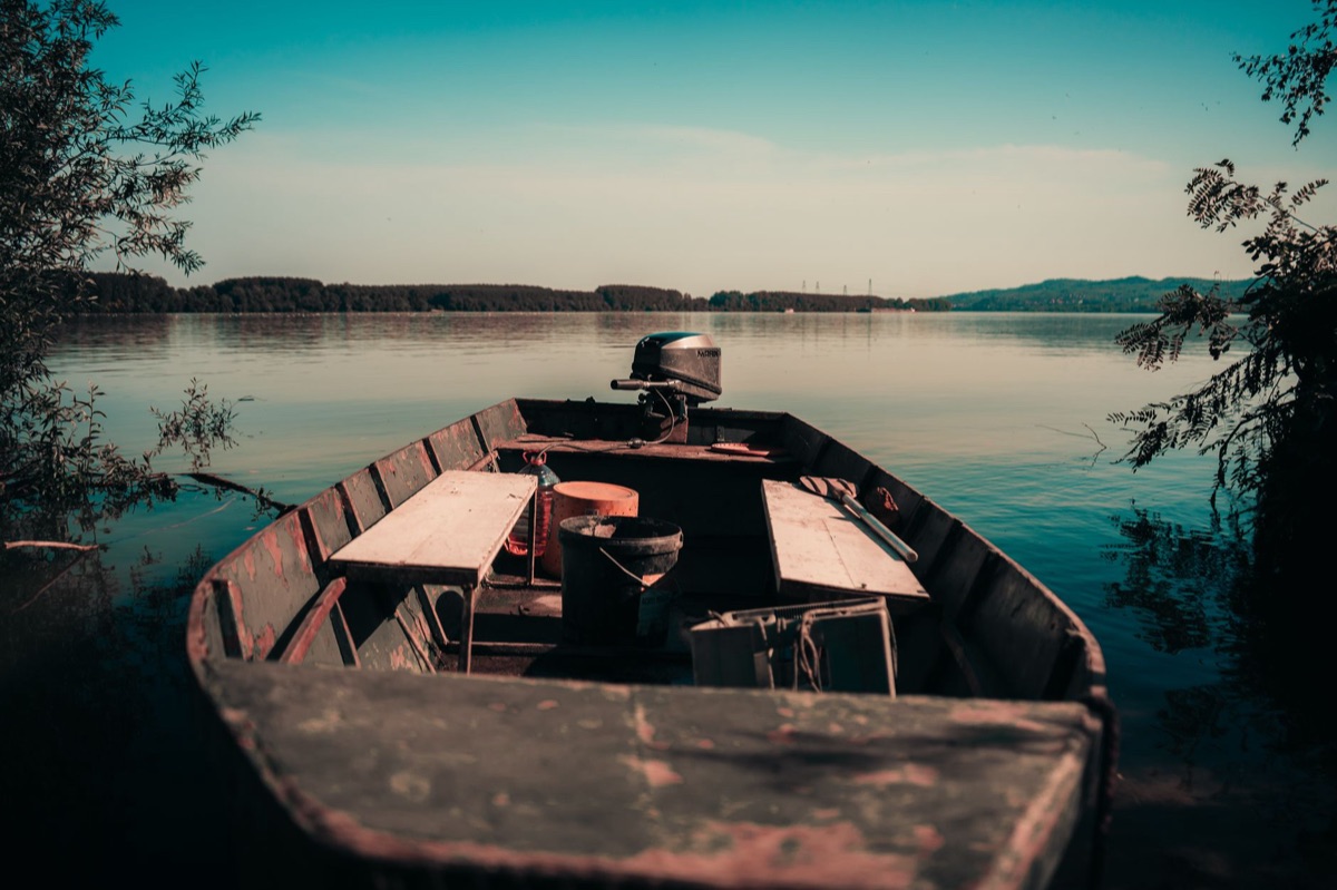 Fischboot auf einem See